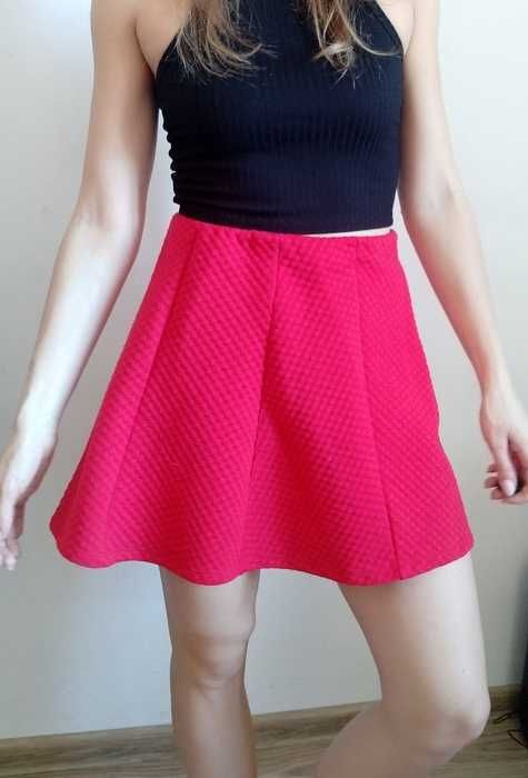 spódniczka rozkloszowana mini basic czerwień minimalizm z koła 36/38