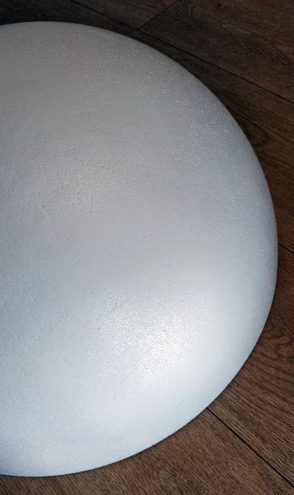 Kula styropianowa 50 cm POŁOWA Stan idealny