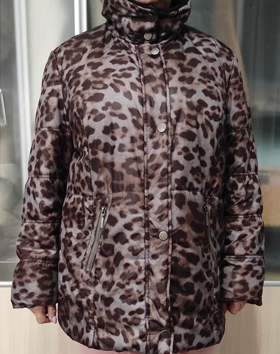 Куртка жіноча зимова CROWNS