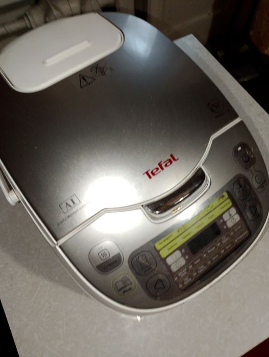 Продам мультиварку Tefal новая