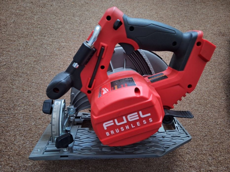 Безщіткова акумуляторна пила Milwaukee 2732-20