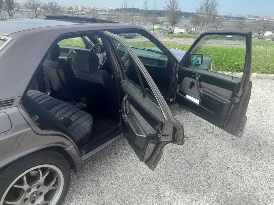 Mercedes 190d impecável