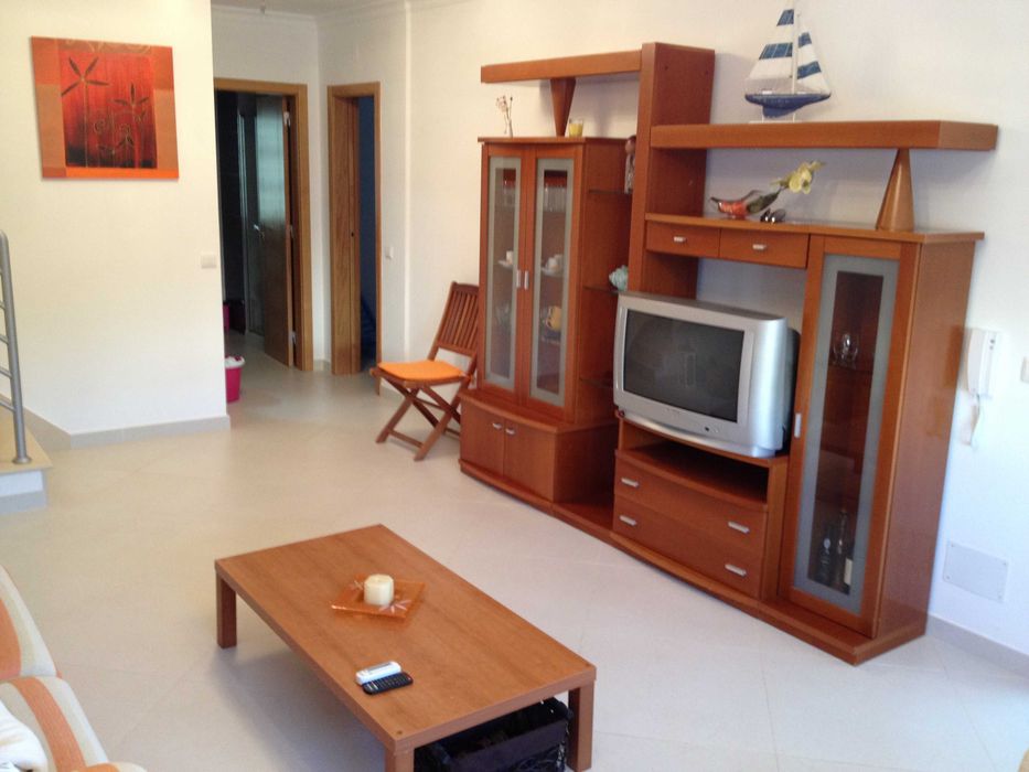 Casa com PISCINA