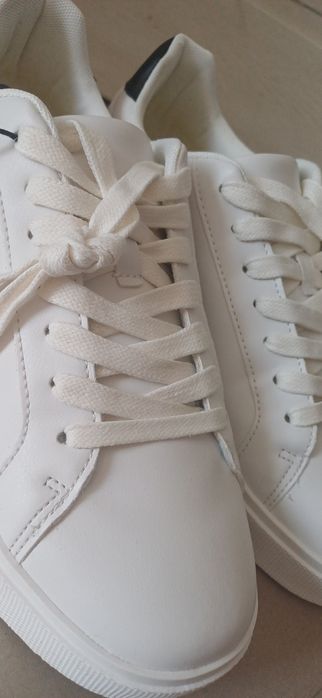 Białe sneakersy buty sportowe rozmiar 41 Yourturn Nowe