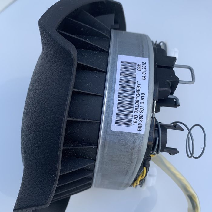 Airbag руля Touran Caddy Golf Passat 5K0 880 201