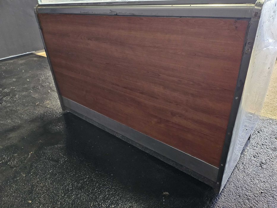 Mesa fria para peixe ou carne