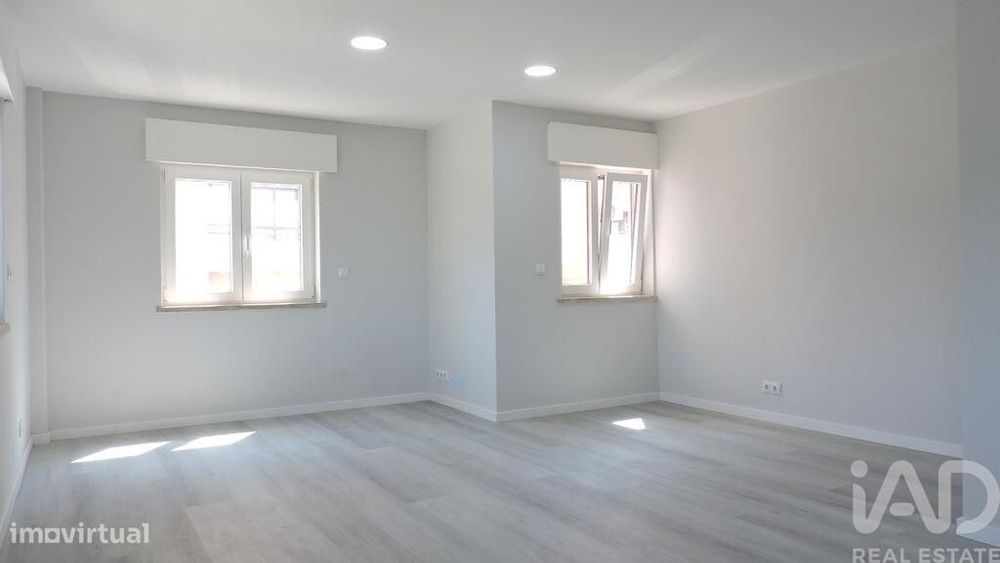 Apartamento em Corroios