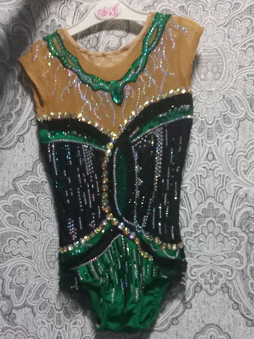 Купальник для художньої гімнастики