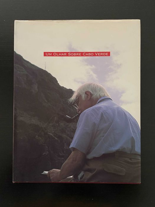 Catálogo "Um Olhar Sobre Cabo Verde" de Júlio Resende