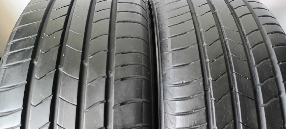 2X 215/55R18 95H Kumho Ecsta HS51 22H1