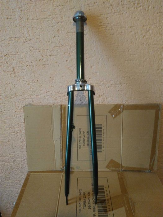 Markowy widelec Raleigh 1 cal, koło 28 cali, dynamo, nakrętki, łożyska