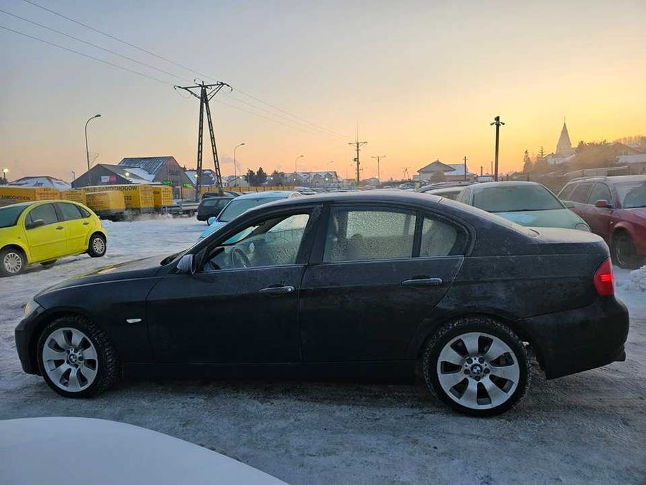 BMW e90/2005 r/2.0 benzyna/129KM/opłaty aktualne/TYŁ NAPĘD/JASNE SKÓRY