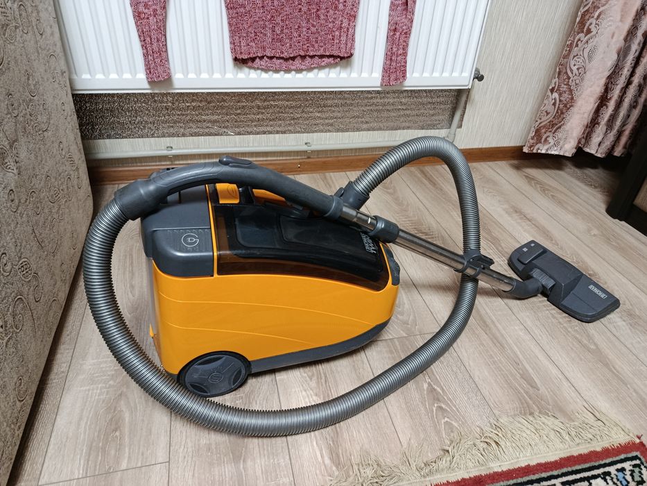 Продам пилосос томас