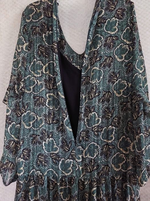 Sukienka midi, wiskoza, srebrna nitka. Ezuri. Rozmiar S