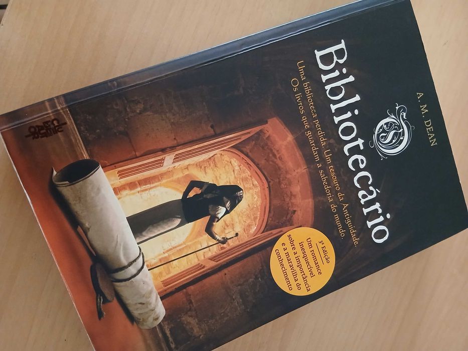 O Bibliotecário