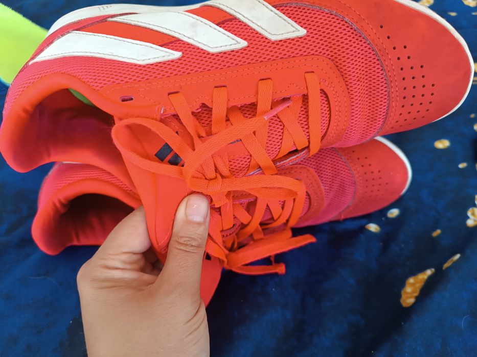 Adidas Predator 39 1/3