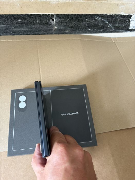 Samsung Galaxy Fold 8 desbloqueado