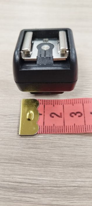 Adapter gorącej stopki do fotografii