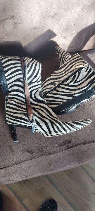Oryginalne kozaki zebra r.40 kolekcja Karen Millen