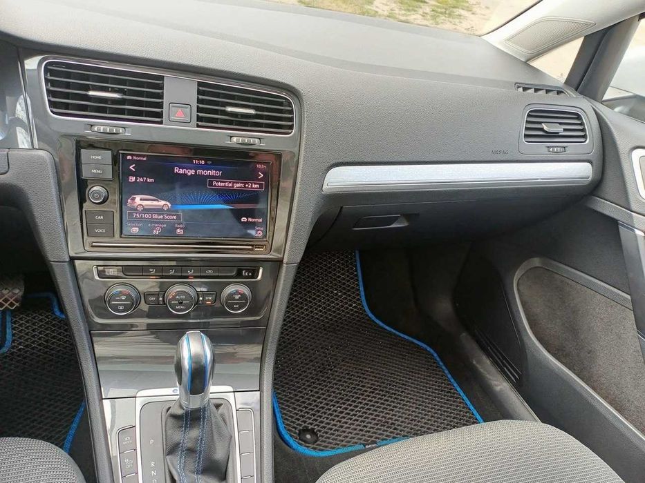 Продаж VW e-Golf