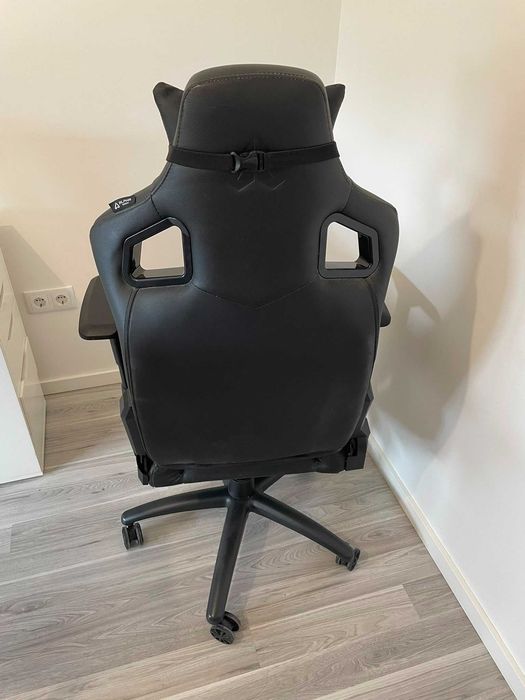 Cadeira Gaming ALPHA GAMER Zeta (Até 121 kg - Classe 4 - Preto)