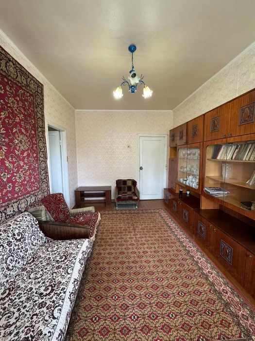 2 кімн., квартира в цегляному будинку, пр. Левка Лук'яненка