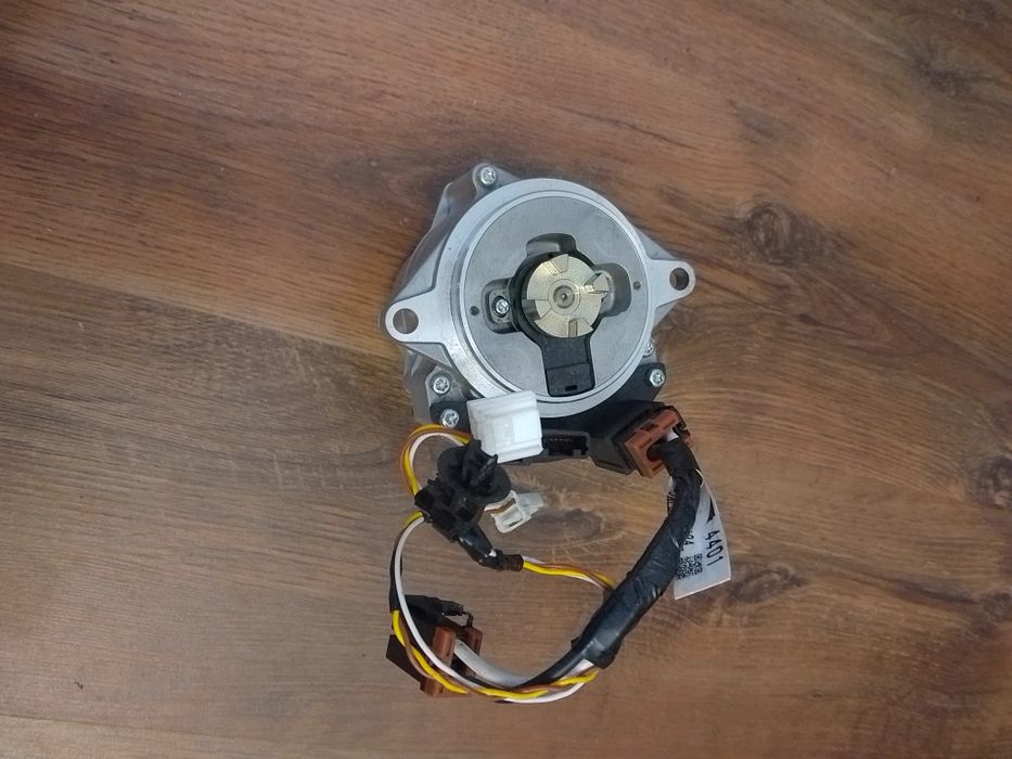 Silnik elektryczny 8633A131, oryginał, sprawny