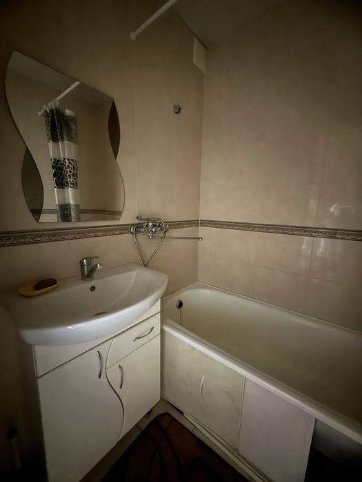 Продам квартиру Песочин