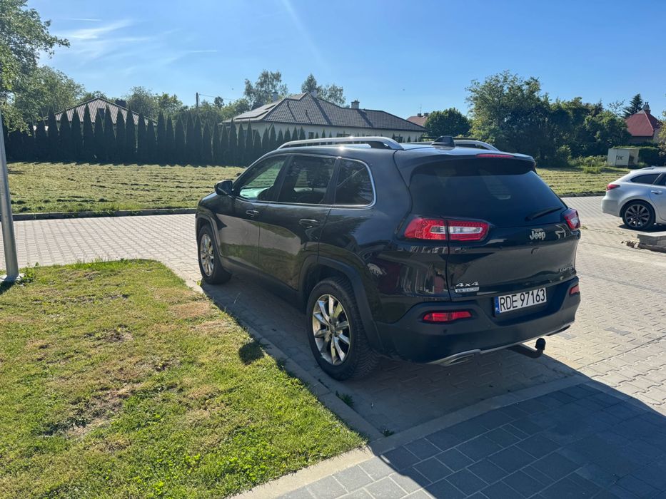 Jepp Cherokee Limited 2.0 Diesel 170 km