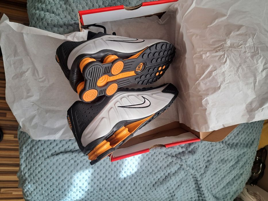 Nike shox R4  Gwaracja. 100% orginalne