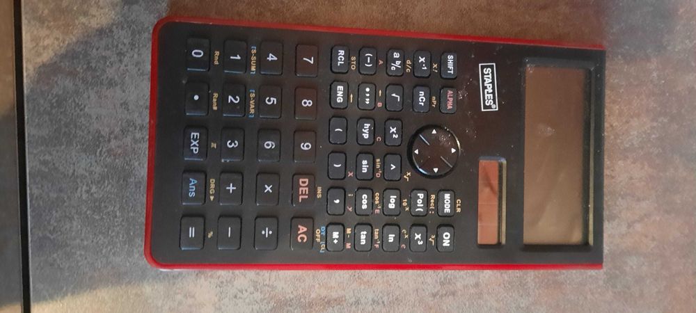 Vendo Calculadora Cientifica STAPLES