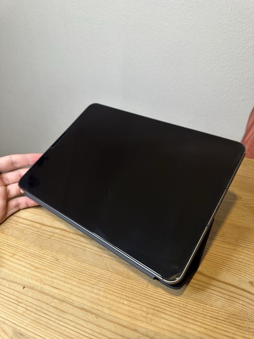 iPad AIR 4 256GB | LTE + capa ORIGINAL