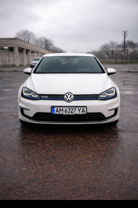 Volkswagen e golf