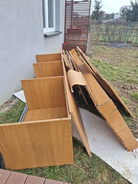 Oddam stare płyty meblowe