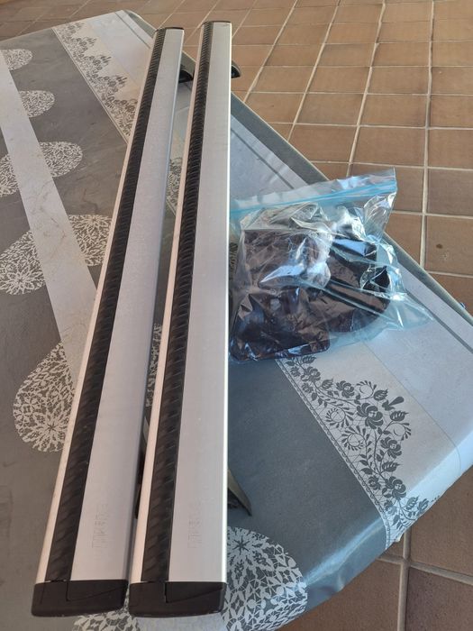 Mala tejadilho norauto bermude 4000 + barras thule