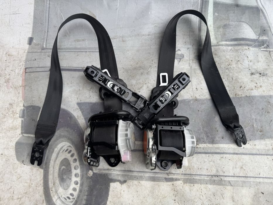 Ремінь пасок безпеки Skoda a7 шкода а7 ремни octavia