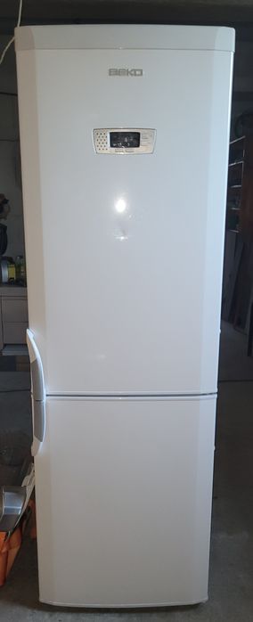 Lodówka marki BEKO