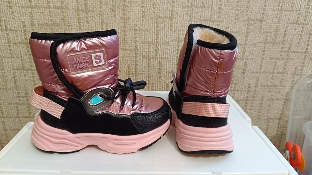 Детские зимние сапожки 25 размер