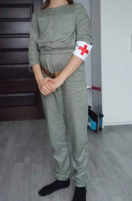 H&M kombinezon rozm 146