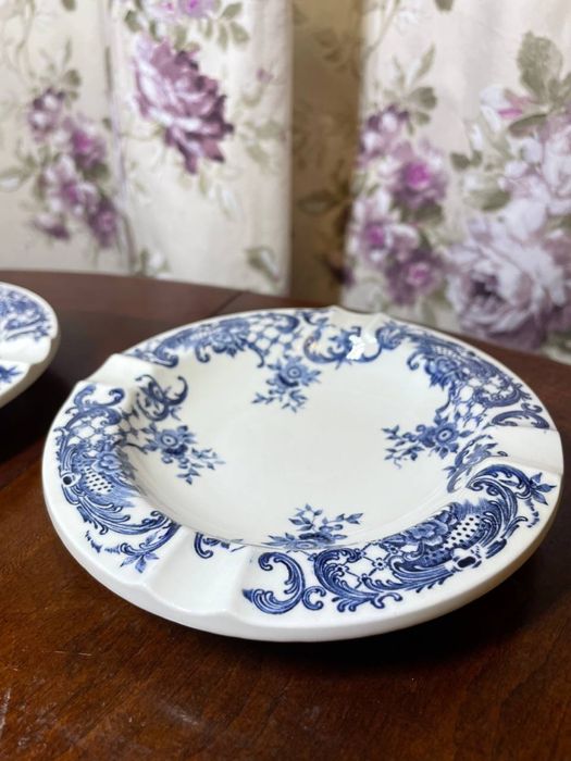 Пепельница фарфор