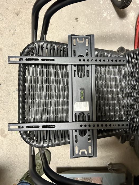 Uchwyt do telewizora ścienny