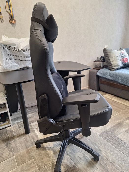 Крісло для геймерів Anda seat Phantom