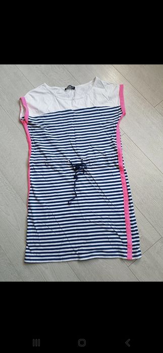 Sukienka damska z krótkim rękawem