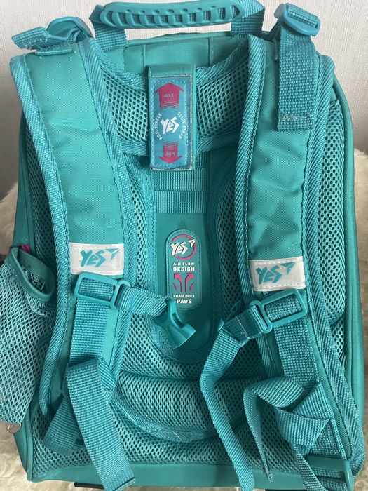 Рюкзак школьный