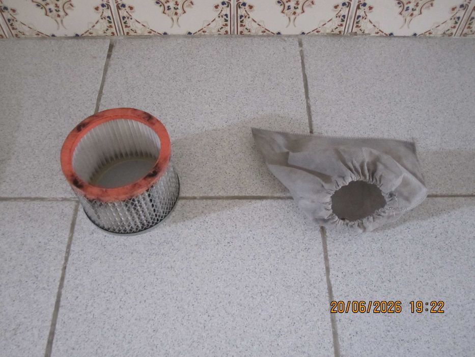 Aspirador de Cinzas para churrasqueiras Black+Decker