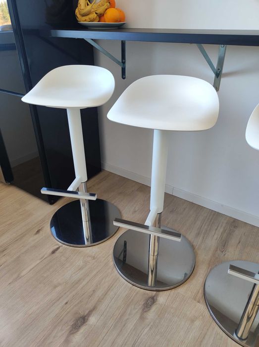 4 Krzesła barowe Hoker Janinge białe