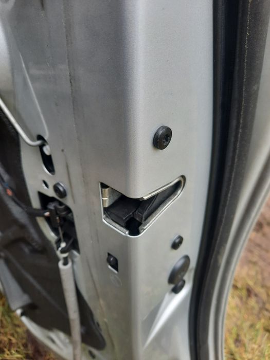 Zamek Dzwi BMW E90/E91  LP/LT/PP/PT