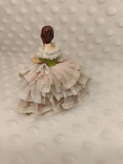 Порцелянова фігурка балерини