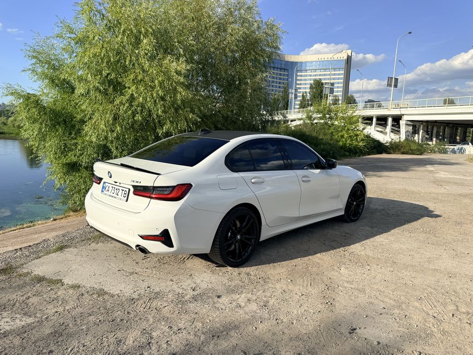 Bmw 330Xi 2019 White 2.0L 4