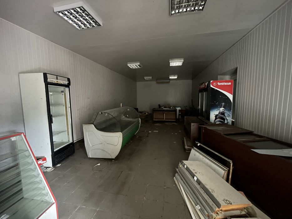 Два магазини , земля приватизована , світло три фази